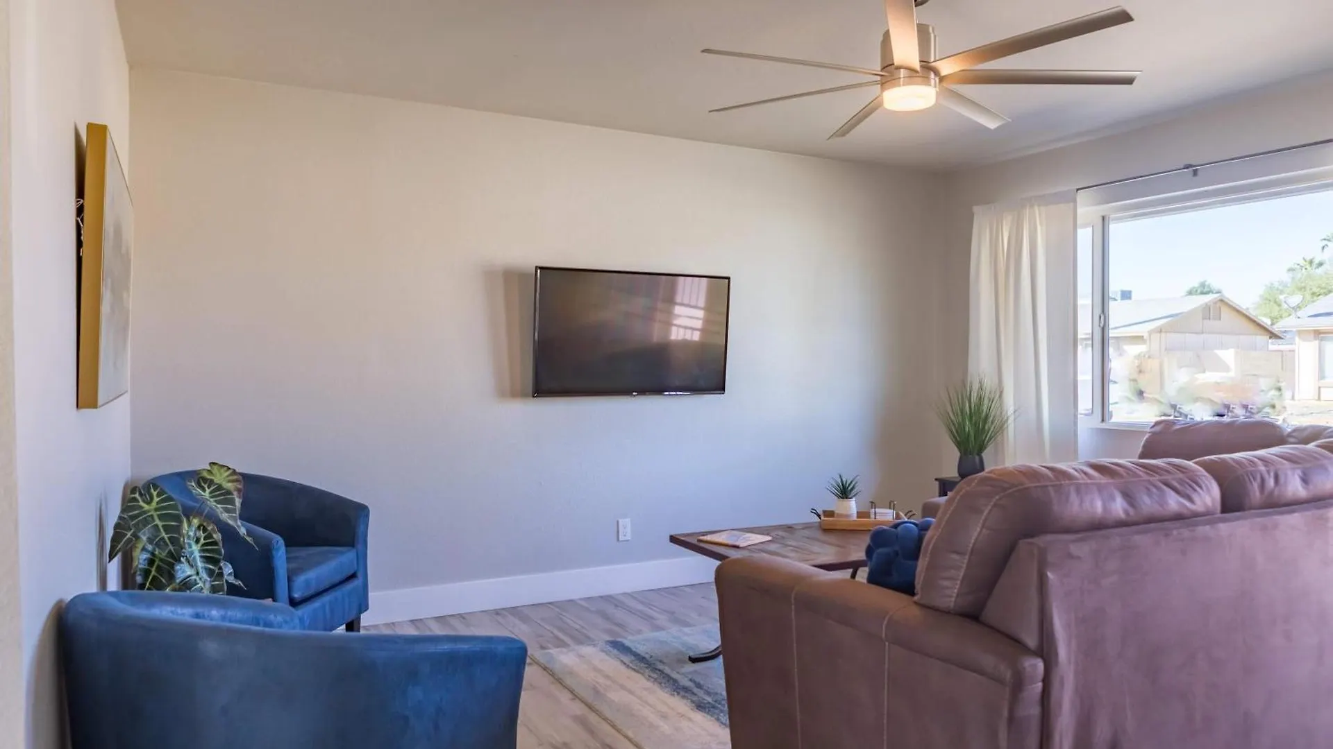 Holiday home Charming House Golf Green Cornhole Near Freeway Phoenix